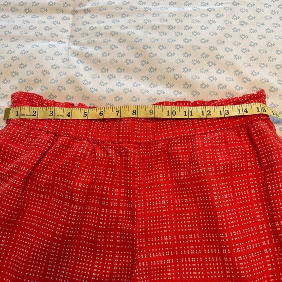 Banana Republic Linen Blend Orange & White Patterned Women's Pull On Shorts - Picture 3 of 5